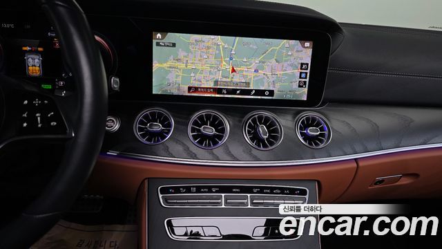 Mercedes-Benz CLS-Class 2022 — photo 14
