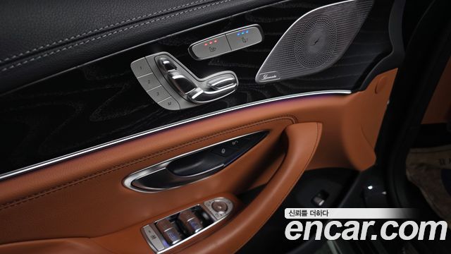 Mercedes-Benz CLS-Class 2022 — photo 19
