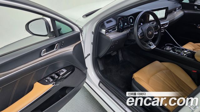 Kia K5 2021 — photo 11