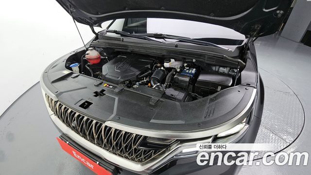 Kia Canival 2023 — photo 6