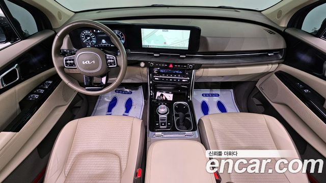 Kia Canival 2023 — photo 7