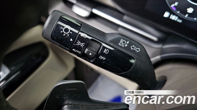 Kia Canival 2023 — photo 14