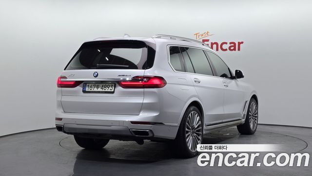 BMW X7 2021 — photo 2