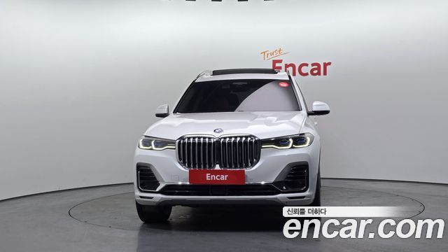 BMW X7 2021 — photo 3