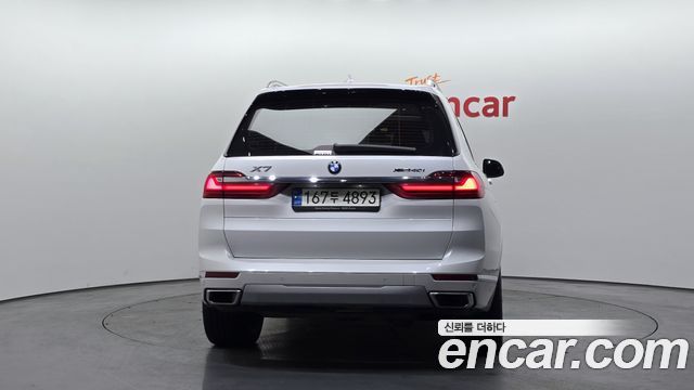 BMW X7 2021 — photo 4