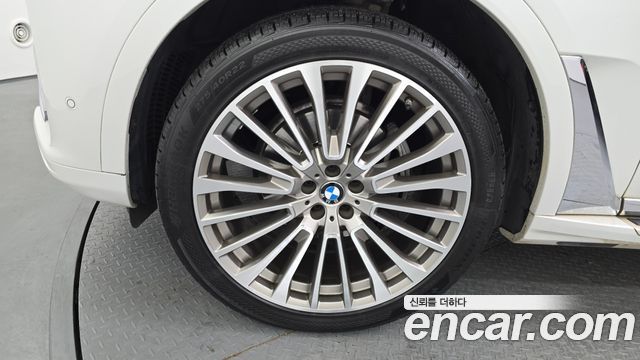 BMW X7 2021 — photo 5