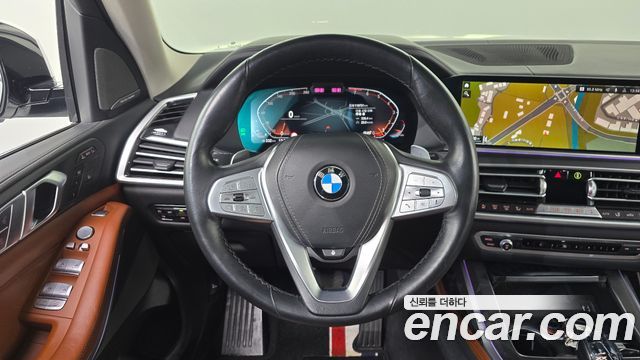 BMW X7 2021 — photo 13