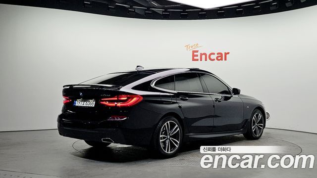 BMW Gran Turismo 2023 — photo 2