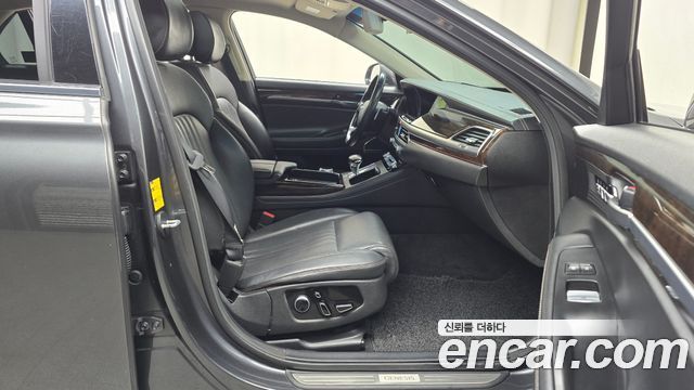 Genesis G90 2019 — photo 11