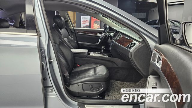 Hyundai Genesis 2016 — photo 12