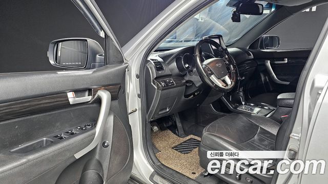 Kia Sorento 2011 — photo 10
