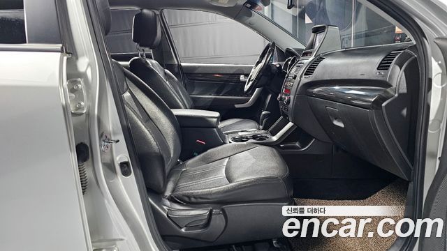Kia Sorento 2011 — photo 11