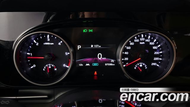 Kia Canival 2023 — photo 8