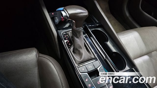 Kia K7 2016 — photo 9