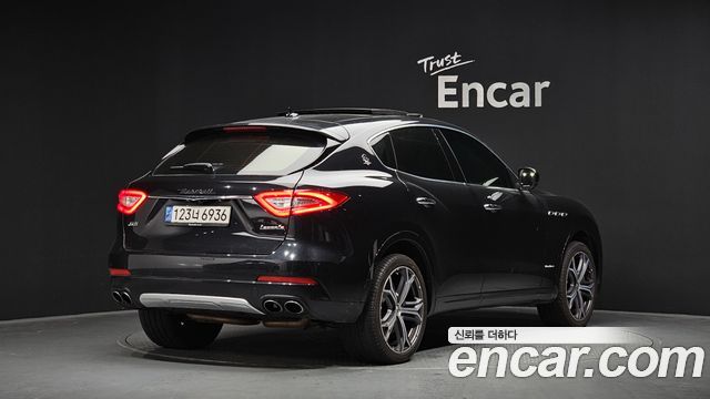 Maserati Levante 2020 — photo 2