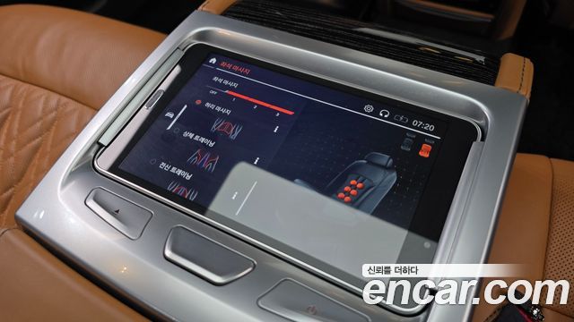 BMW 7-Series 2022 — photo 19