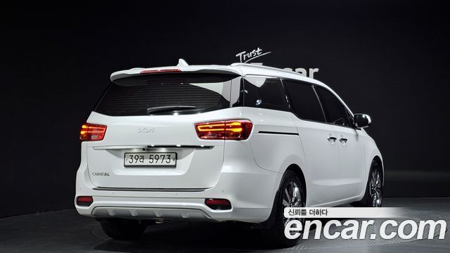 Kia Canival 2019 — photo 2
