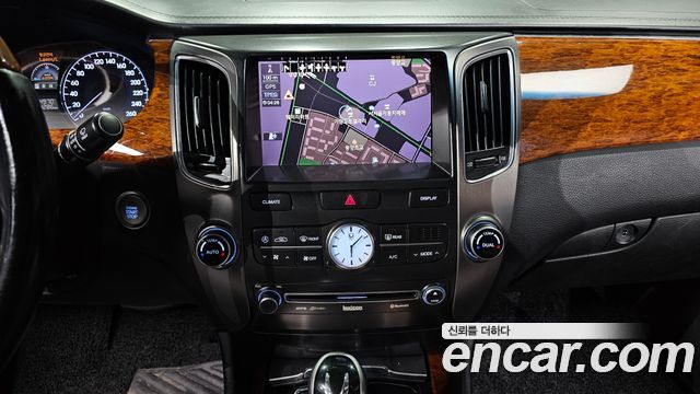 Hyundai Equus 2012 — photo 14