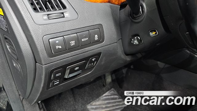 Hyundai Equus 2012 — photo 17