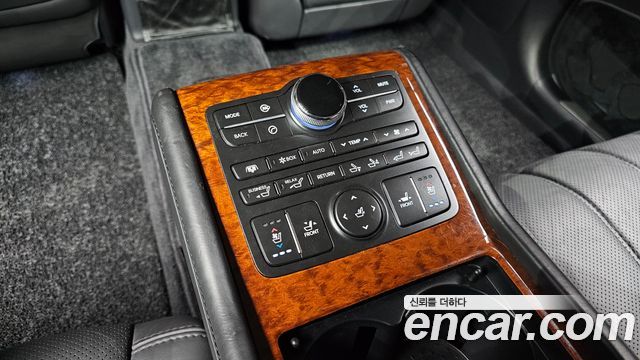 Hyundai Equus 2012 — photo 19
