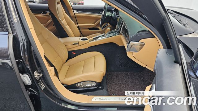 Porsche Panamera 2013 — photo 10