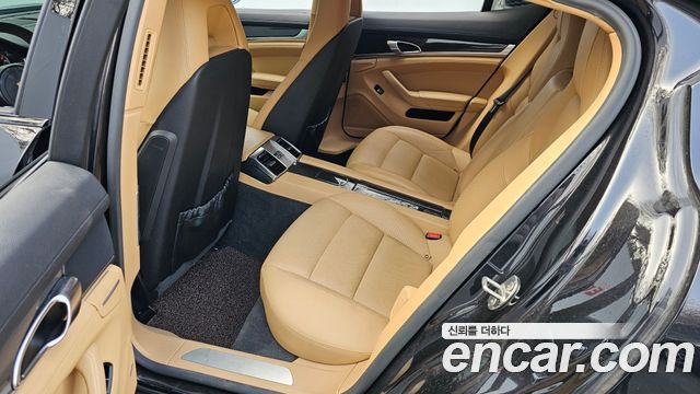 Porsche Panamera 2013 — photo 13