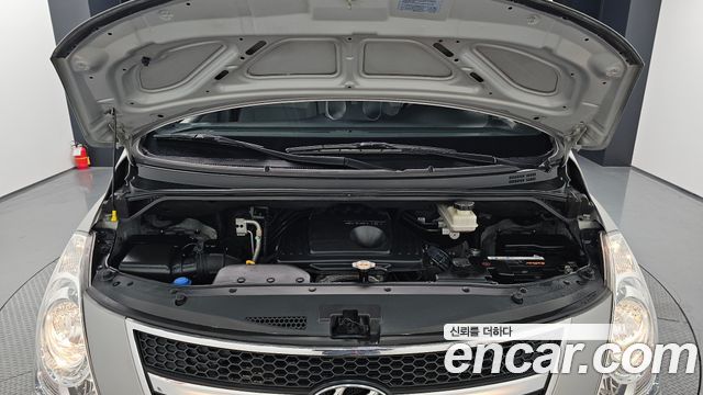 Hyundai Starex 2015 — photo 6