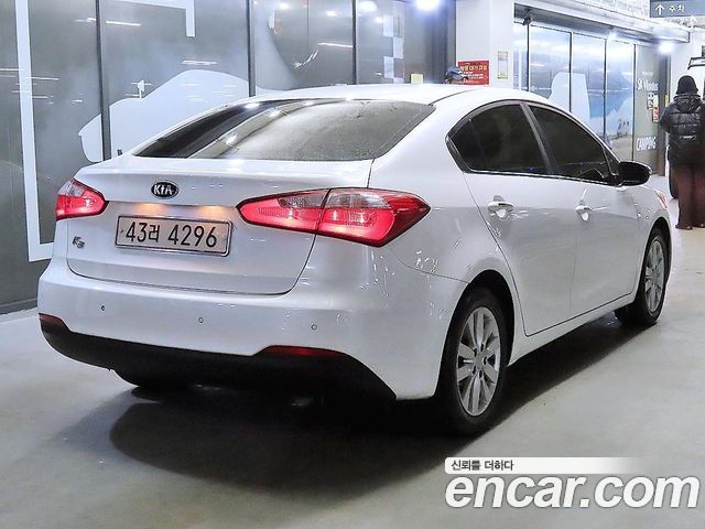 Kia K3 2015 — photo 4