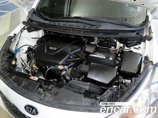 Kia K3 2015 — photo 18