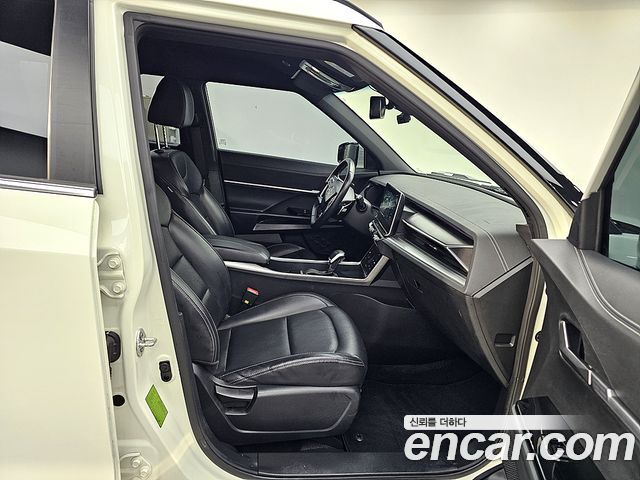 KG Mobility Torres 2023 — photo 12