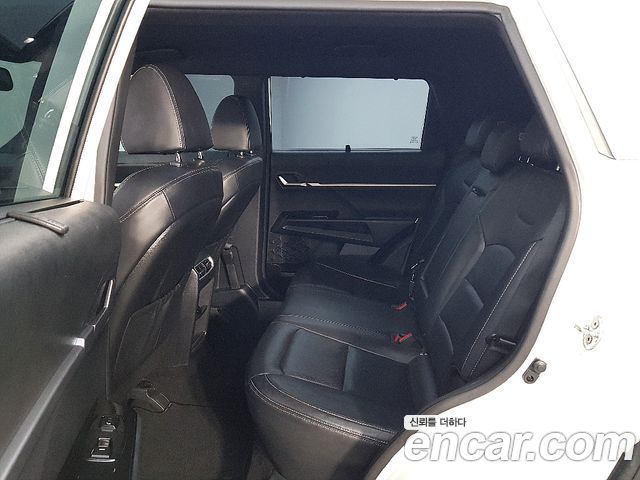 KG Mobility Torres 2023 — photo 11