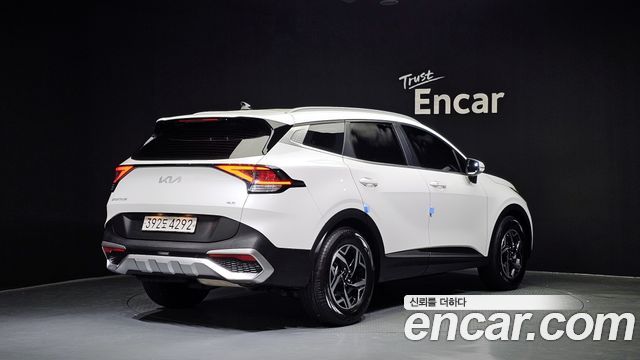 Kia Sportage 2022 — photo 2
