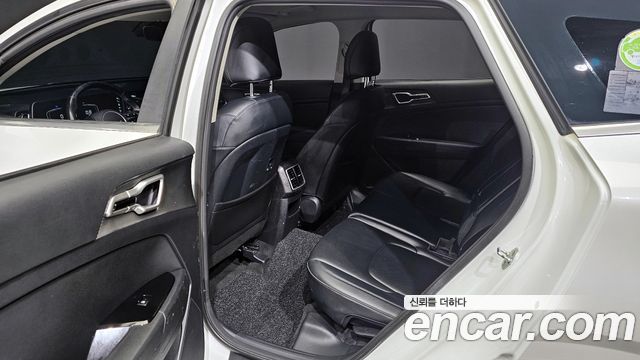 Kia Sportage 2022 — photo 11