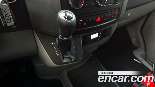 Mercedes-Benz Sprinter 2017 — photo 9