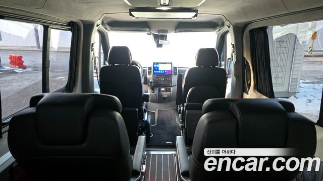 Mercedes-Benz Sprinter 2017 — photo 20