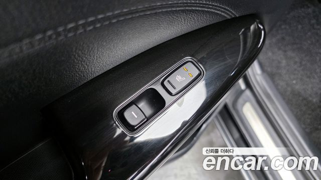 Kia K7 2019 — photo 19