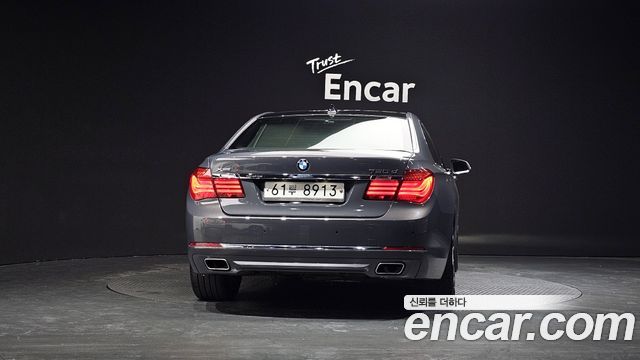 BMW 7-Series 2015 — photo 4