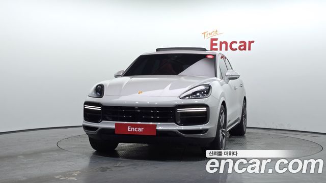 Porsche Cayenne 2022 — photo 3