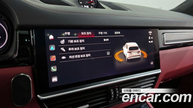 Porsche Cayenne 2022 — photo 16