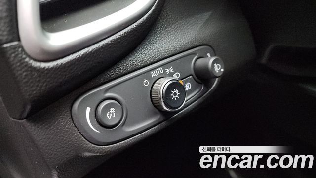 Chevrolet Korea Trax 2019 — photo 18