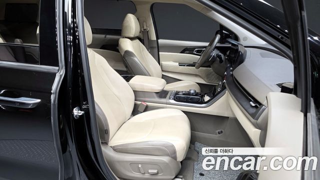 Kia Canival 2021 — photo 11