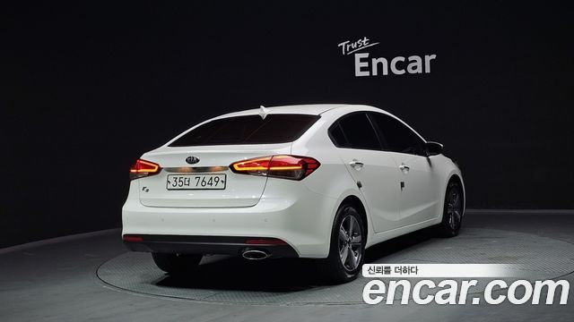 Kia K3 2018 — photo 2