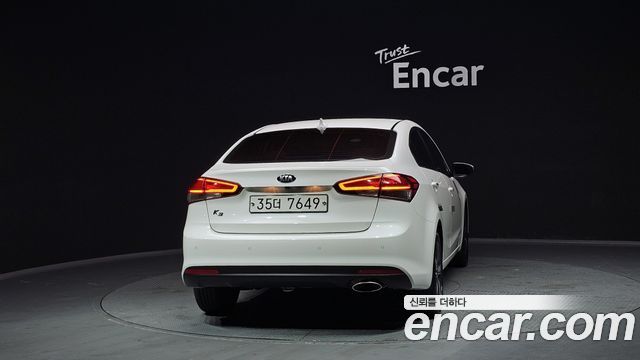 Kia K3 2018 — photo 4