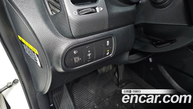 Kia K3 2018 — photo 18