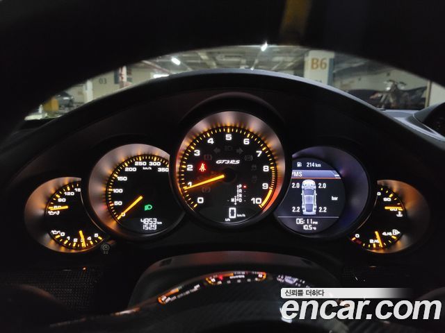 Porsche 911 2019 — photo 8