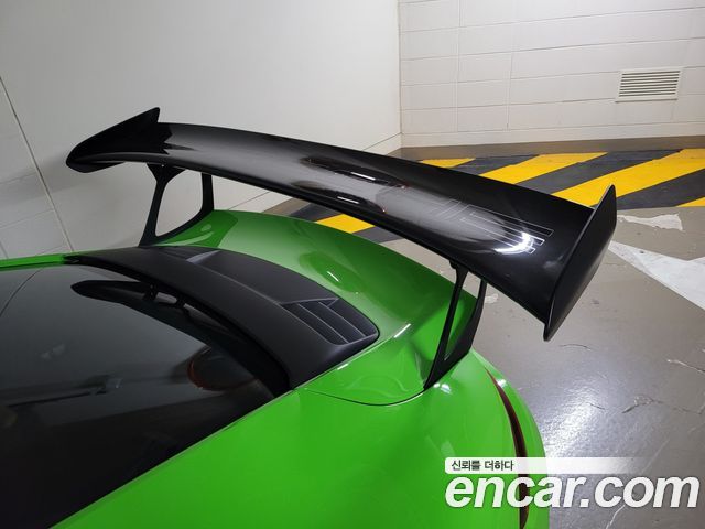 Porsche 911 2019 — photo 18