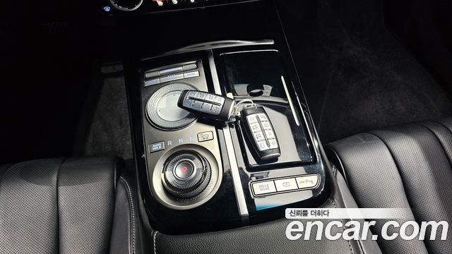 Genesis G80 2021 — photo 9