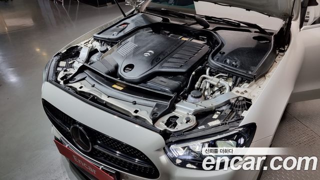 Mercedes-Benz E-Class 2021 — photo 6