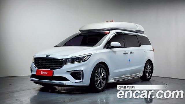 Kia Canival 2019 — photo 1