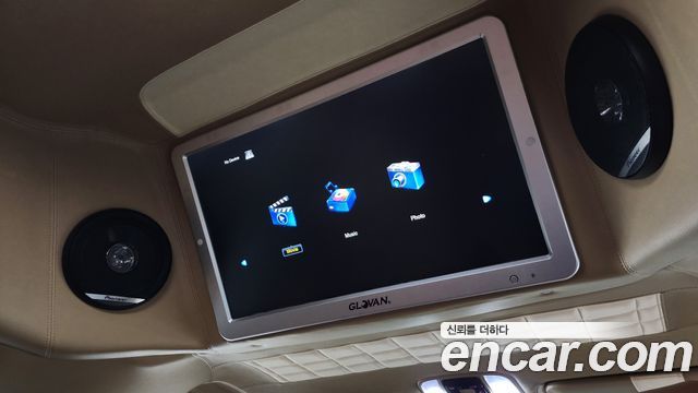 Kia Canival 2019 — photo 18